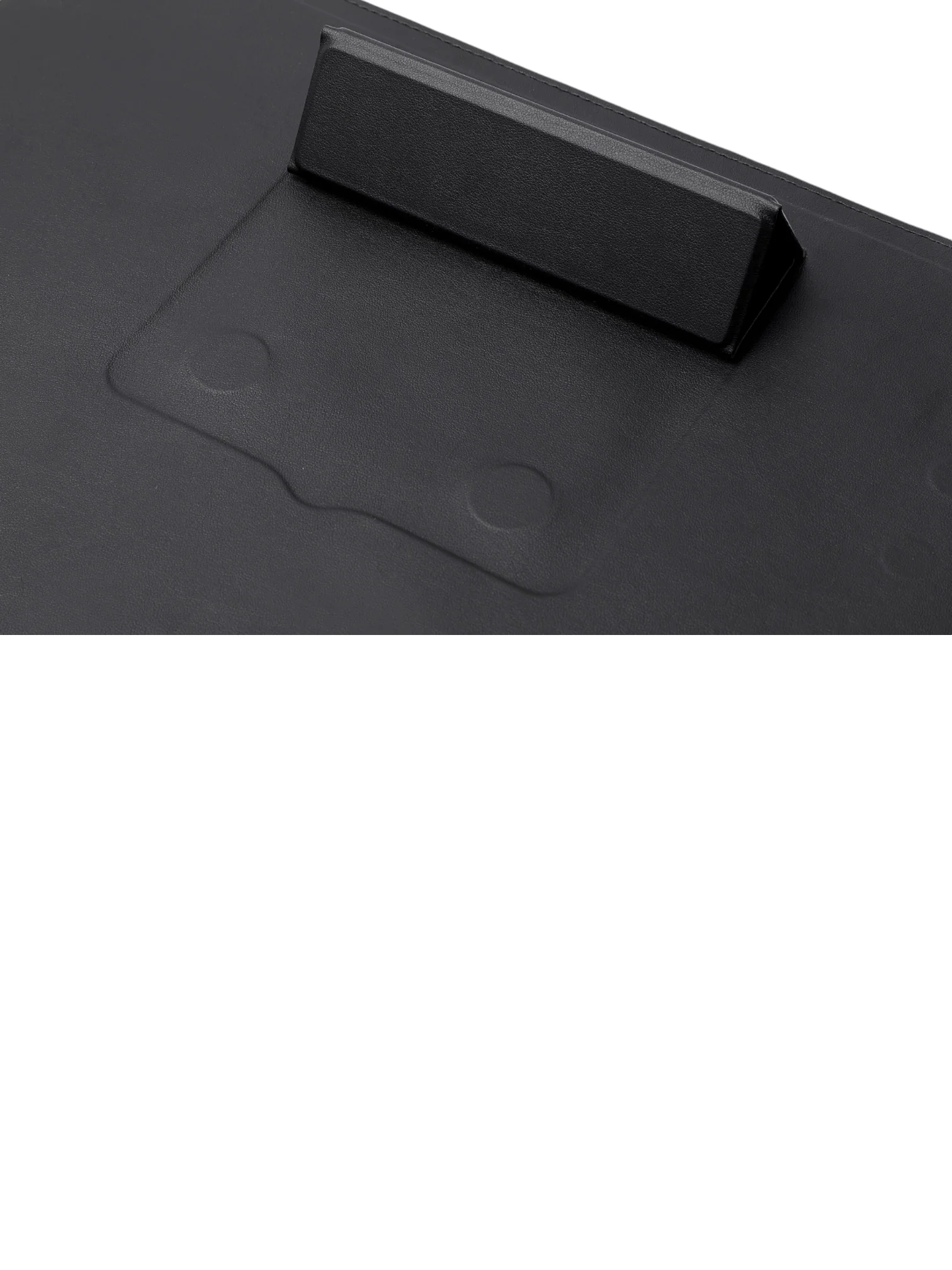 Savvy Wireless Charging Laptop Sleeve 5-1 - Image 10
