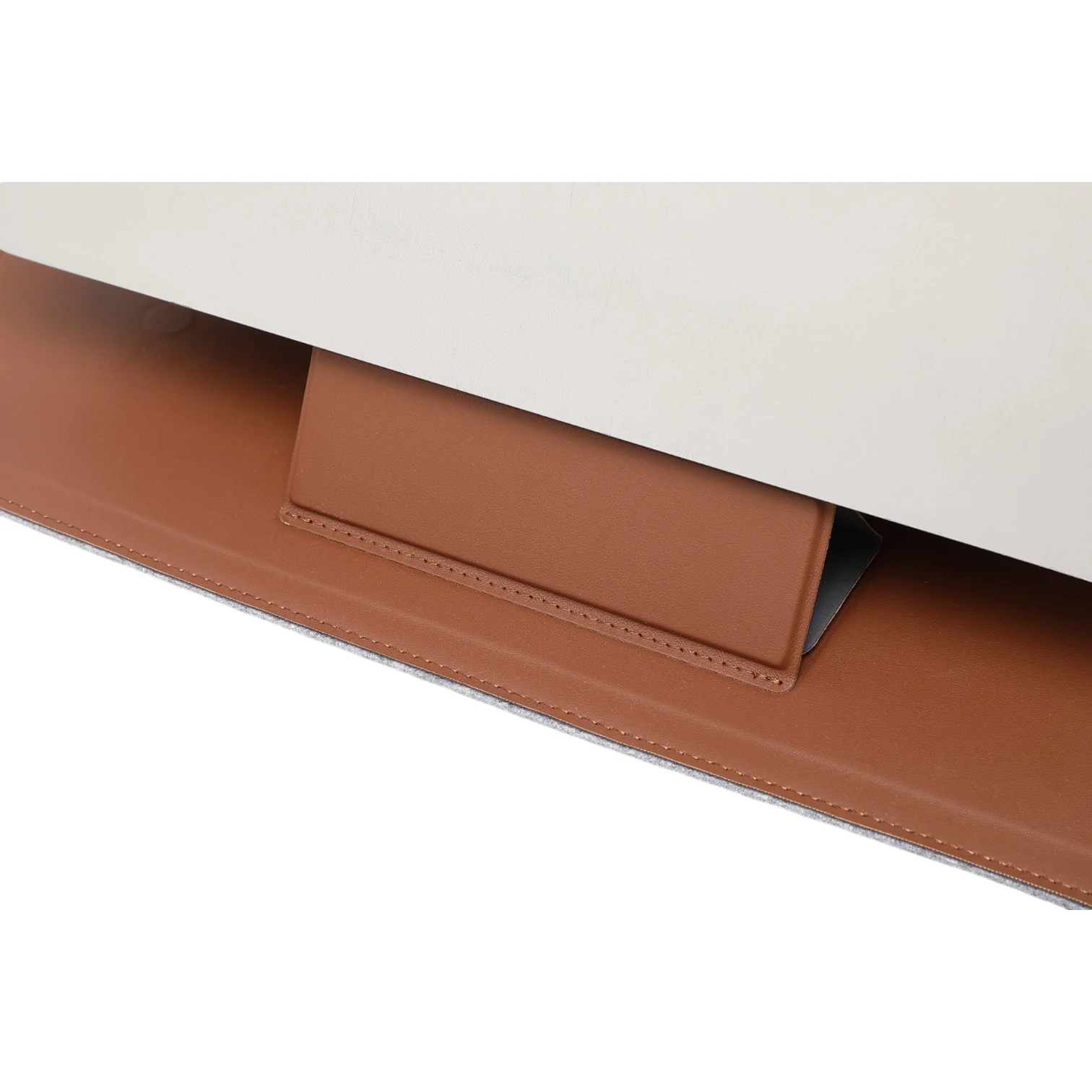 Savvy Wireless Charging Laptop Sleeve 5-1 - Image 20