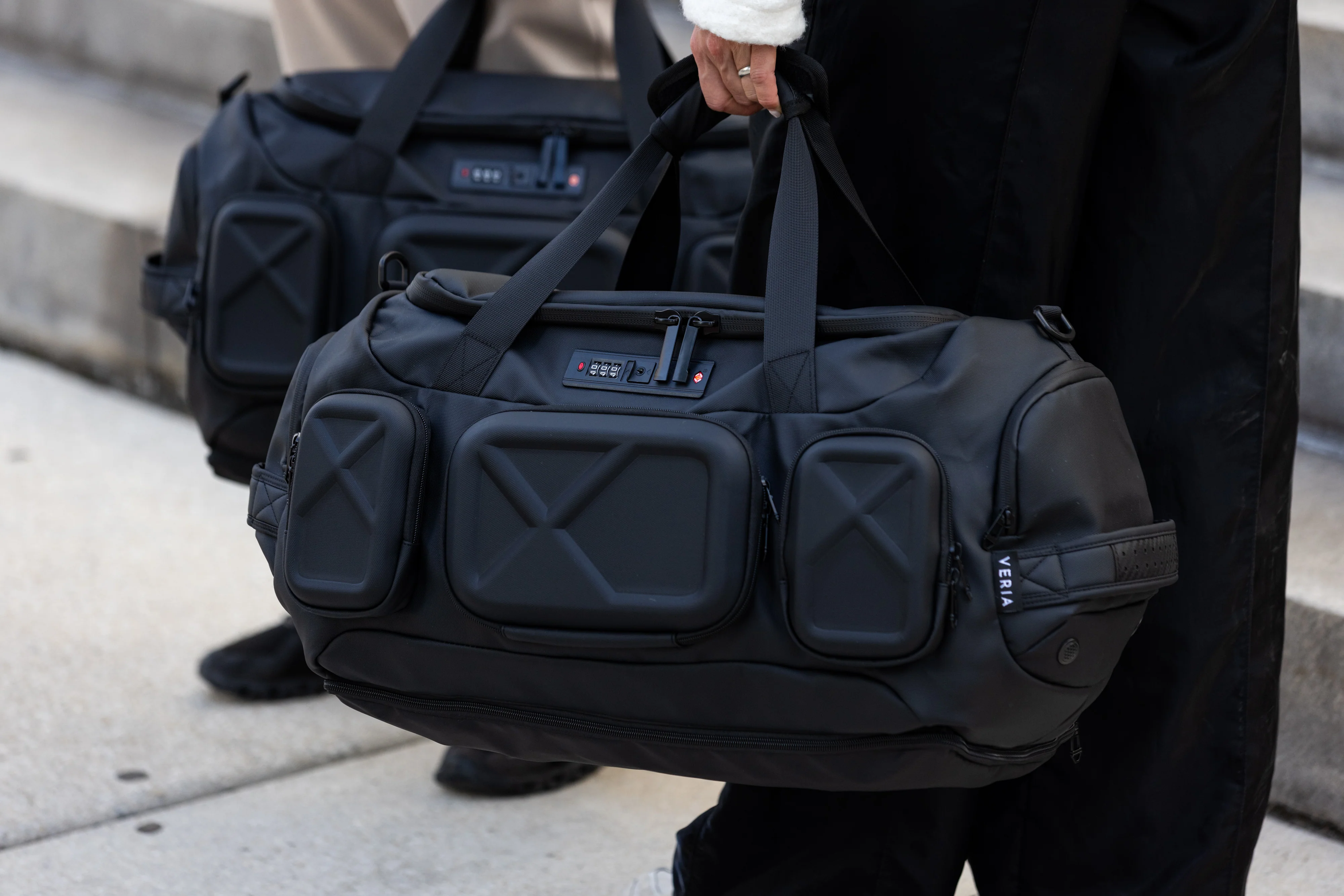 The Savvy DuffelPack SLEEK - Image 27