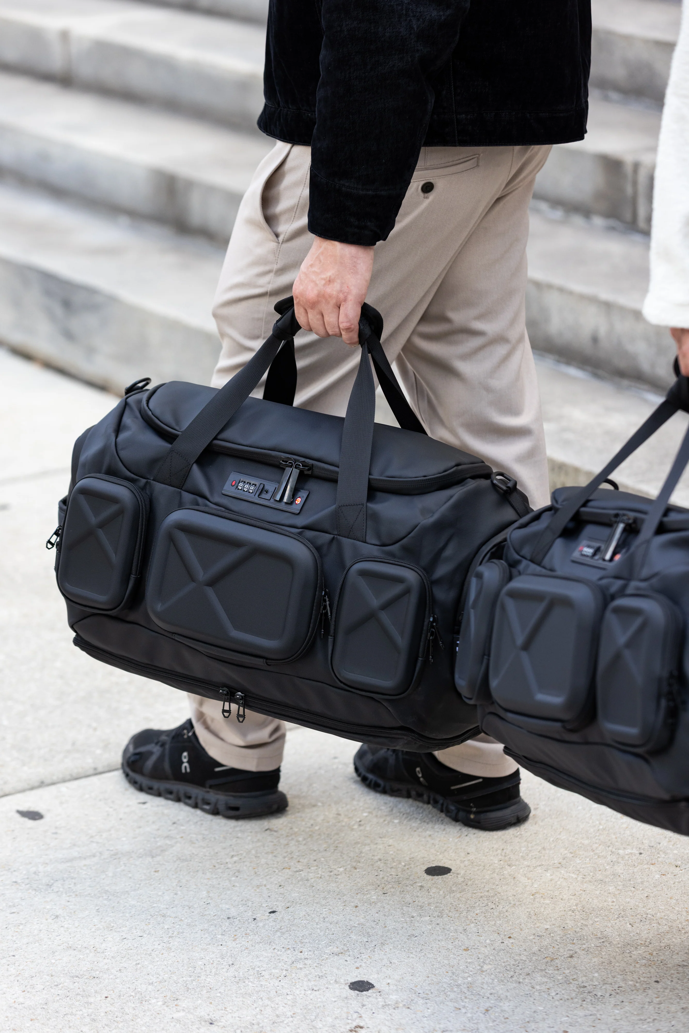 The Savvy DuffelPack SLEEK - Image 28