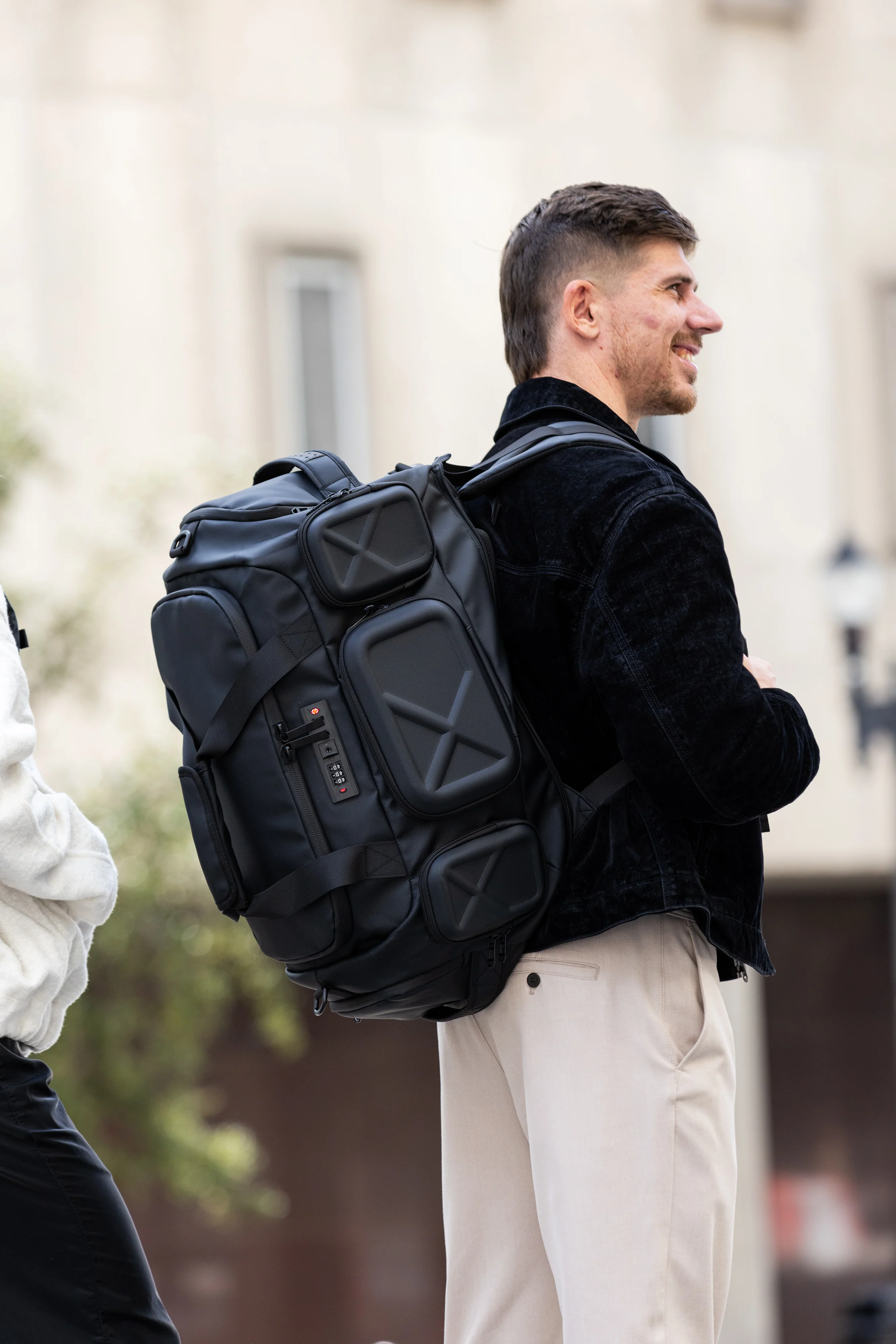 The Savvy DuffelPack SLEEK - Image 32
