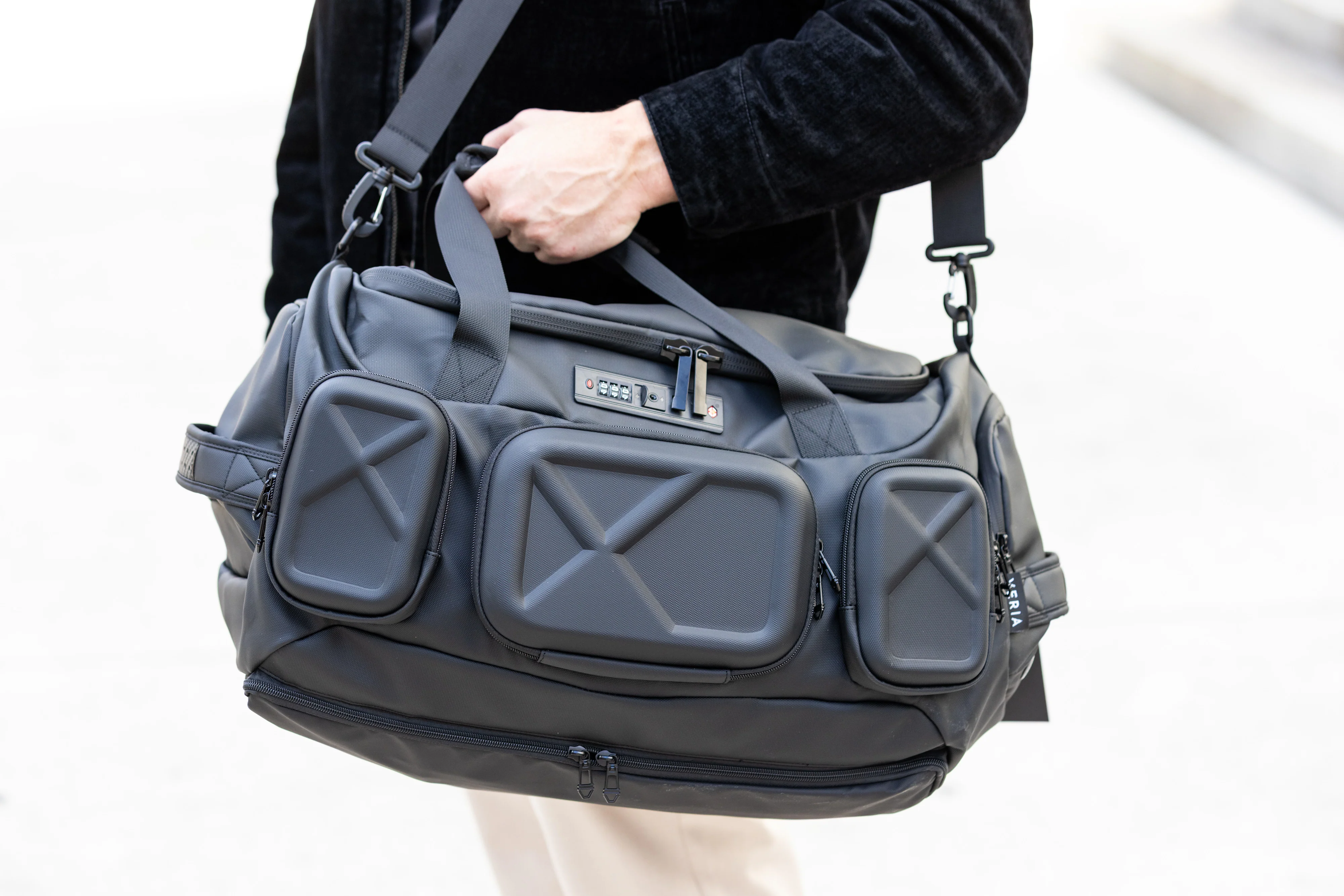 The Savvy DuffelPack SLEEK - Image 33